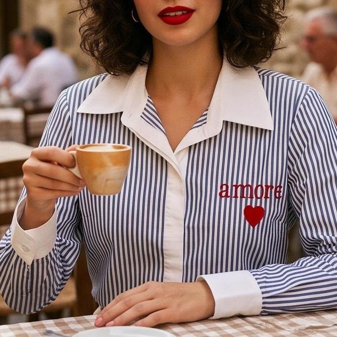 Camicia Rigata Donna Colletto Bianco con Ricamo Amore